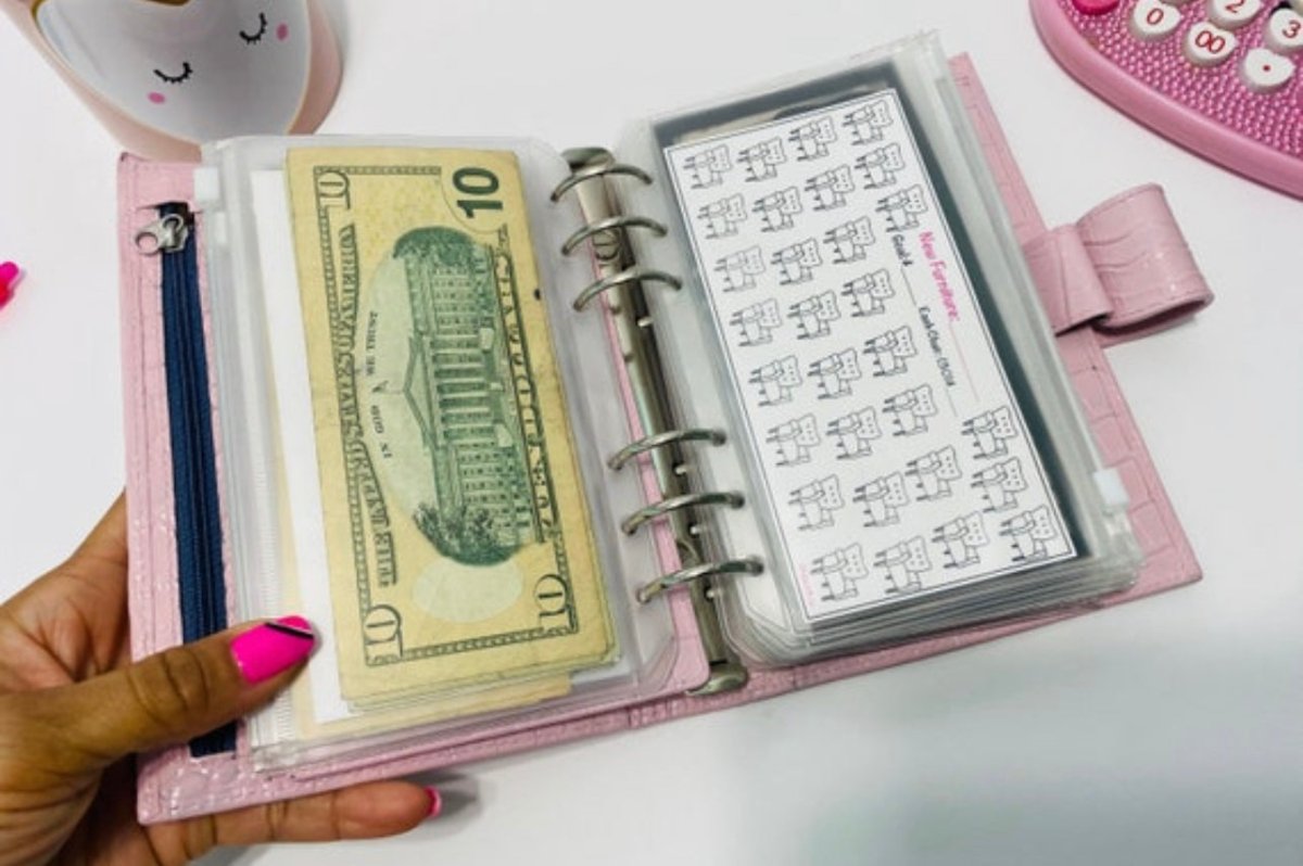 NEW FURNITURE SAVINGS A6 TRACKER ( PRINTED ) - PinkeCloth